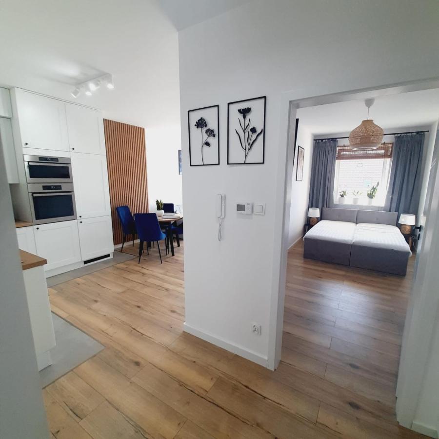 Lux Apartment Parking Gratis Злотув Экстерьер фото